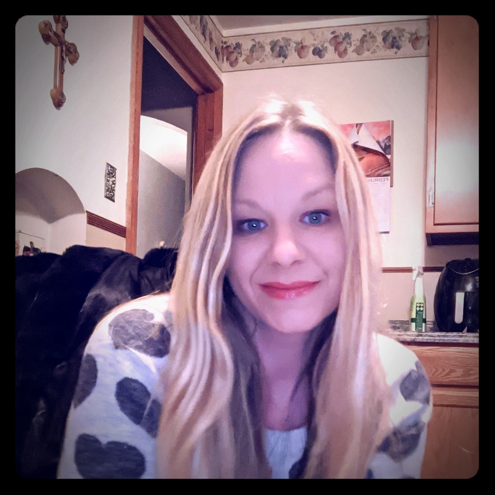 Meet your Posher, Jennifer